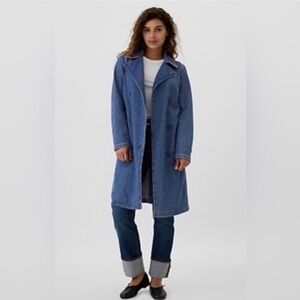 💙Gap Denim Trench coat Size Medium NWT💙